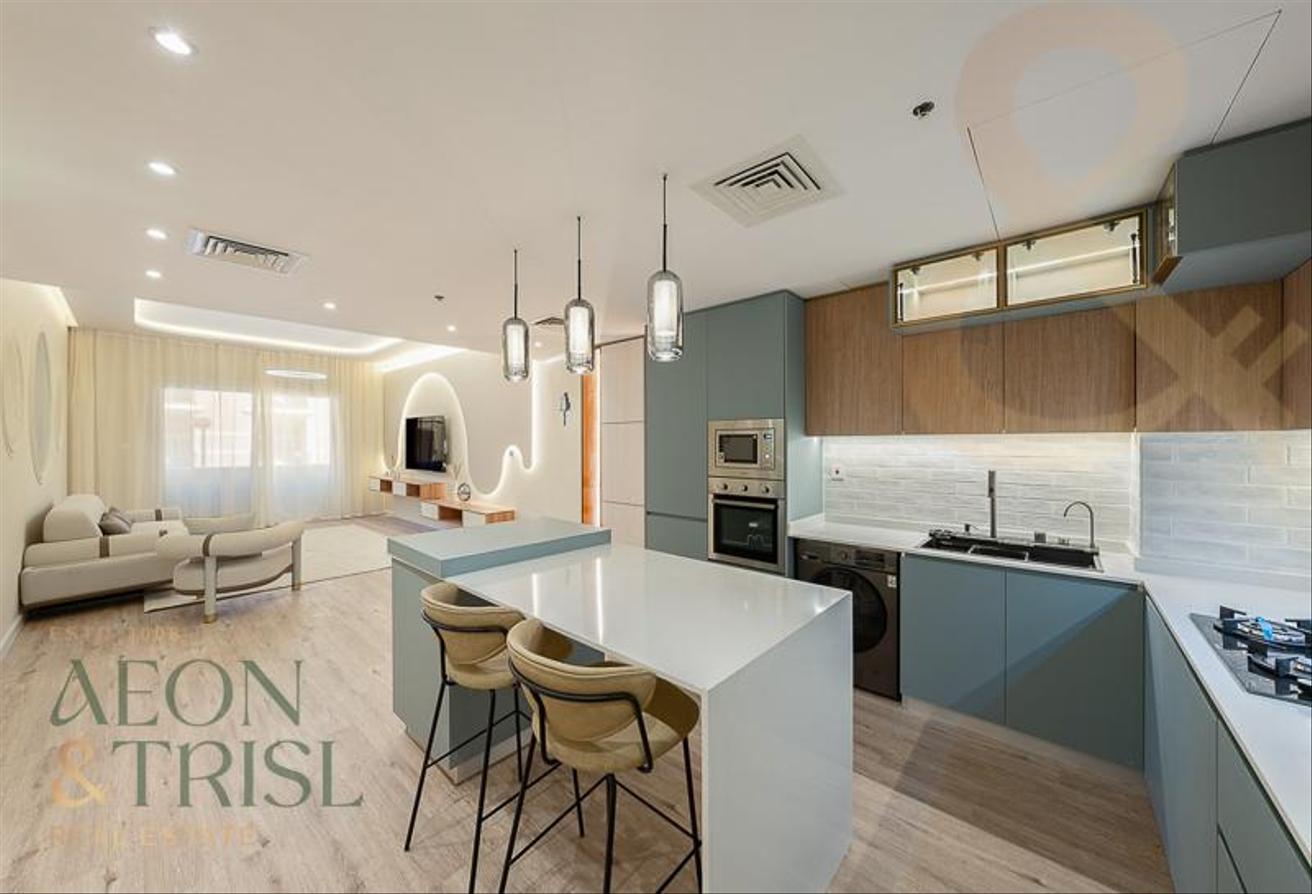 Fully Furnished | Prime Location | Multiple Option photo 5