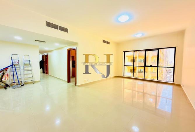 82791387 - Property Image 3