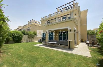 Villa - 4 - 5 for rent in District 9 - Jumeirah Park - Dubai