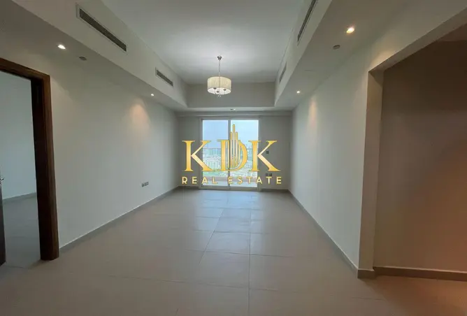 104121889 - Property Image 3