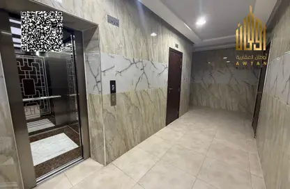 عمارة بالكامل للبيع في الجرف 3 - الجرف - عجمان وسط المدينة - عجمان
