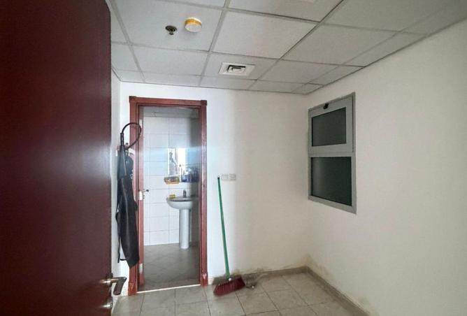 72306019 - Property Image 3