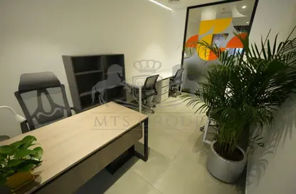 مكتب - استوديو - 1 حمام للايجار في قرية الأعمال - بورسعيد - ديرة - دبي