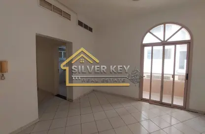 شقة - غرفة نوم - 1 حمام للايجار في الند - القاسمية - الشارقة