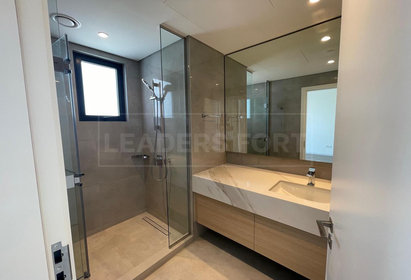 4BR+M Corner | Near to Pool | AED 300K - 4 Cheques photo 8