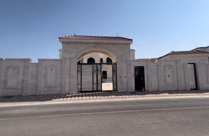 Villa - 7 Bedrooms - 7+ Bathrooms for sale in Seih Al Uraibi - Ras Al Khaimah