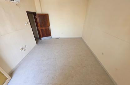 Apartment - 1 - 1 for rent in Fire Station Road - Muwaileh - Sharjah