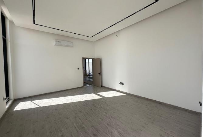 67073340 - Property Image 2