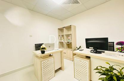 Office Space - Studio - 1 Bathroom for rent in Silver Home Building - Hor Al Anz - Deira - Dubai