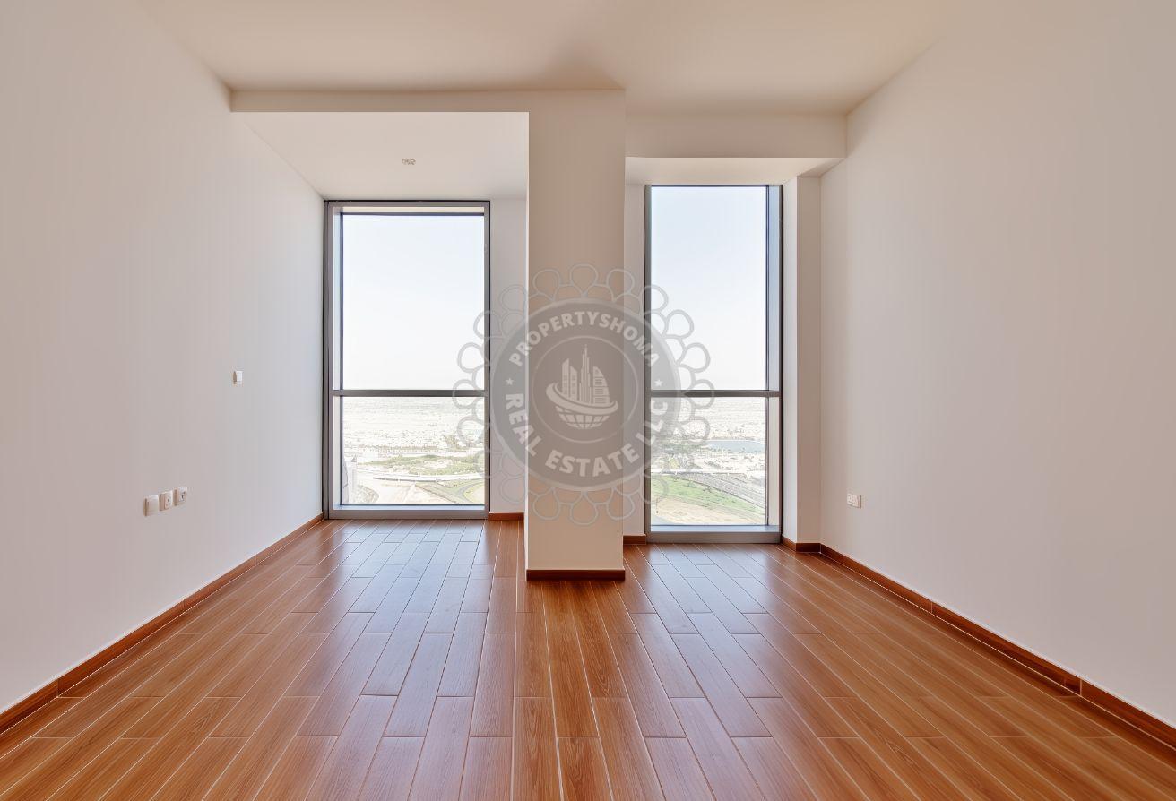 Luxury 4BR + Maid |Panoramic Views | Open Terrace photo 4
