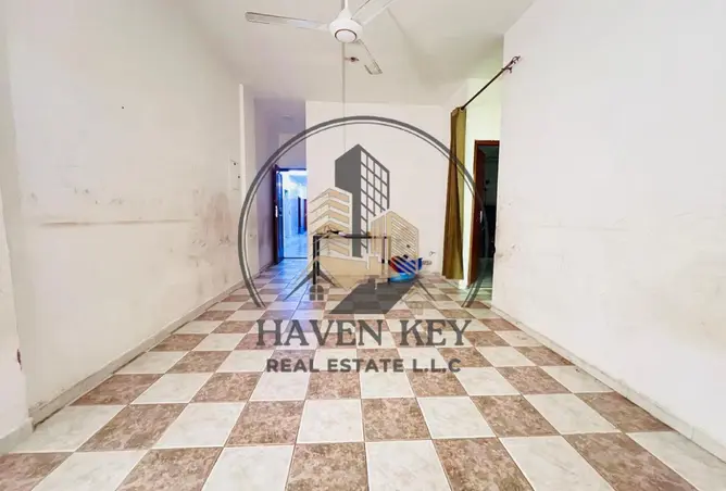 157813904 - Property Image 2