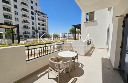 Apartment - 2 Bedrooms - 3 Bathrooms for sale in Views B - Yas Golf Collection - Yas Island - Abu Dhabi