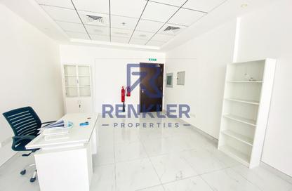 Office Space - Studio - 1 Bathroom for rent in B2B Tower - Business Bay - Dubai
