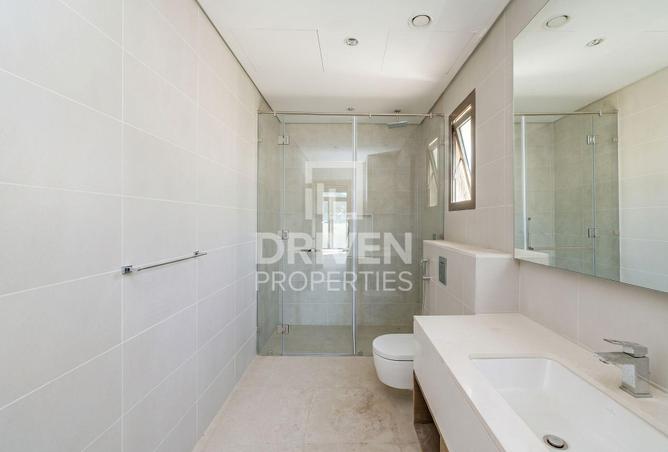 104681115 - Property Image 3