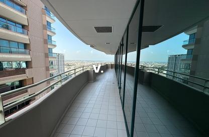 Apartment - 2 Bedrooms - 3 Bathrooms for rent in DXB Tower - Sheikh Zayed Road - Dubai