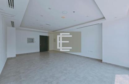 Office Space - Studio for sale in Tamani Art Tower - Business Bay - Dubai
