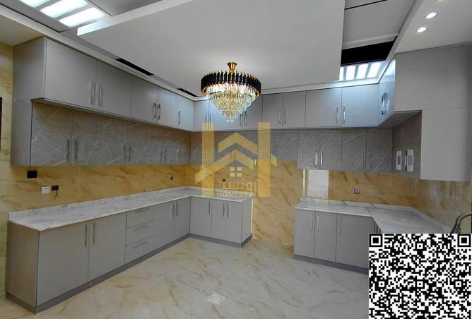 81538635 - Property Image 3