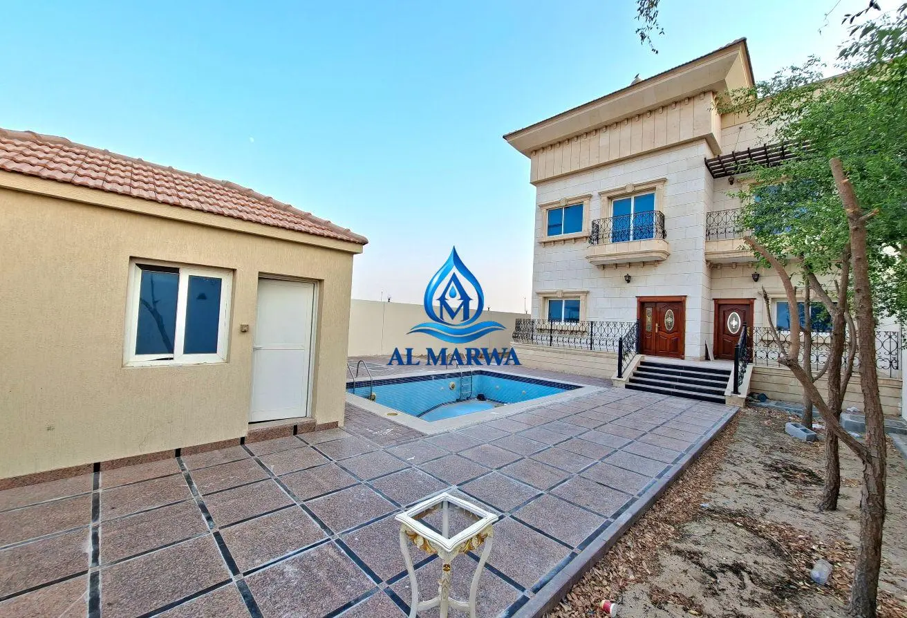 165588262 - Property Main Image