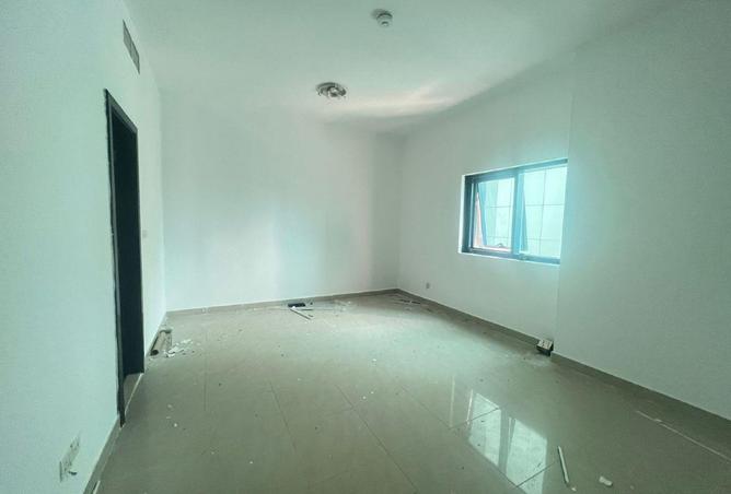85304375 - Property Image 3
