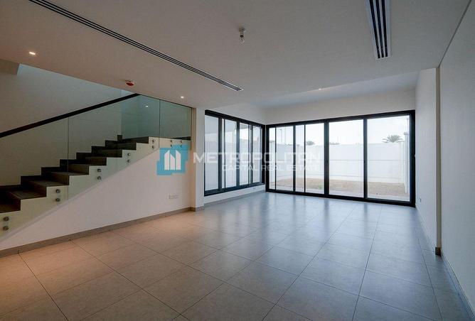 74621071 - Property Image 3