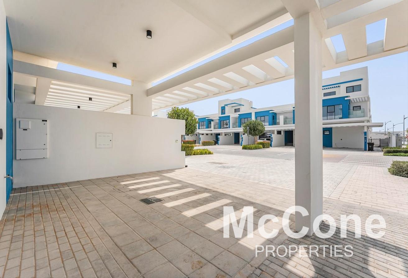 Vacant | Middle Unit | Flexible Cheques photo 27