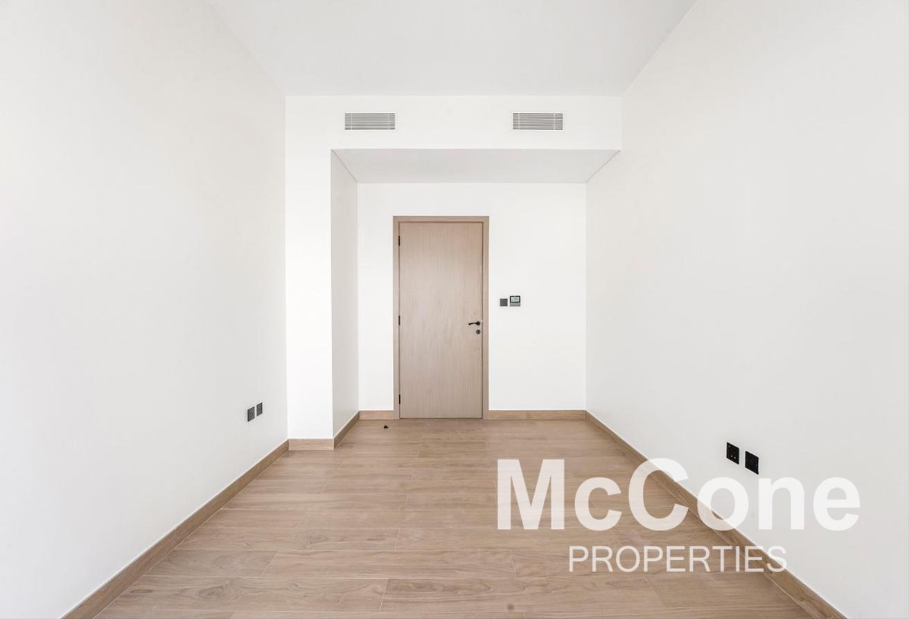 Vacant | Middle Unit | Flexible Cheques photo 21