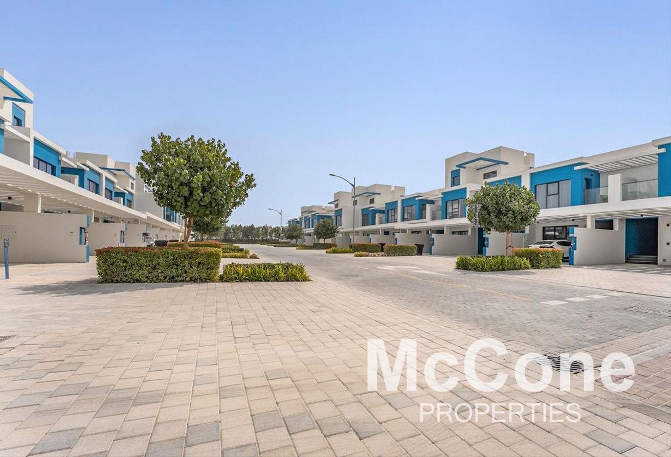 Vacant | Middle Unit | Flexible Cheques photo 28
