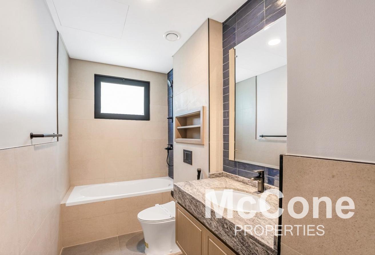 Vacant | Middle Unit | Flexible Cheques photo 23