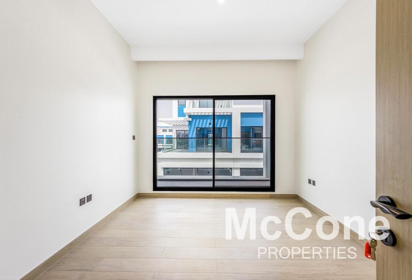 Vacant | Middle Unit | Flexible Cheques photo 14