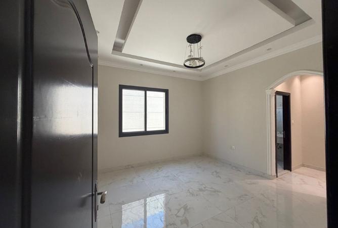134723907 - Property Image 3