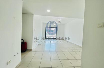 Apartment - 2 Bedrooms - 2 Bathrooms for rent in Al Garhoud - Dubai