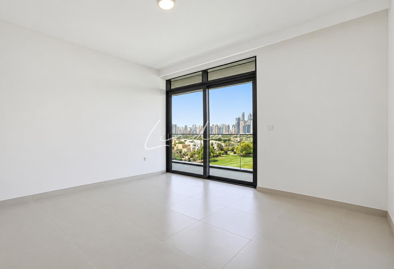 Golf Course View | High Floor | Unfurnished photo 5