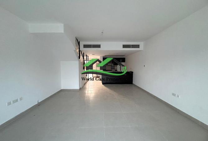 67819063 - Property Image 3