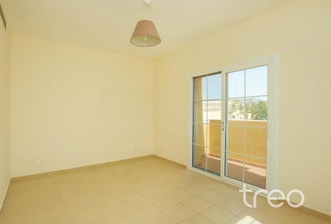 74231875 - صورة العقار 2