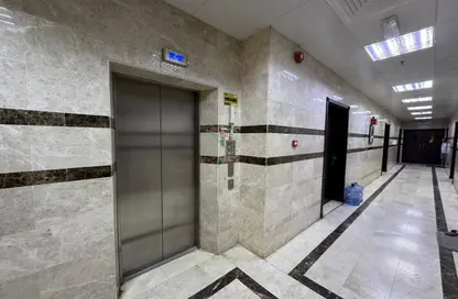 Apartment - 2 Bedrooms - 2 Bathrooms for rent in Al Dafeinah - Asharej - Al Ain