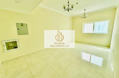 Apartment - 1 Bedroom - 2 Bathrooms for rent in Muwailih Building - Muwaileh - Sharjah