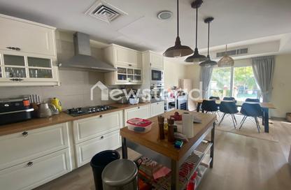 Villa - 3 Bedrooms - 4 Bathrooms for rent in Springs 11 - The Springs - Dubai Villa - 3 Bedrooms - 4 Bathrooms for rent in Springs 11 - The Springs - Dubai