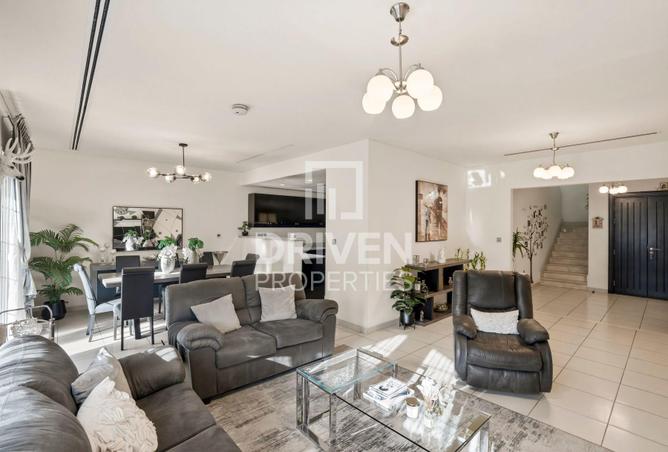 84475727 - Property Image 2