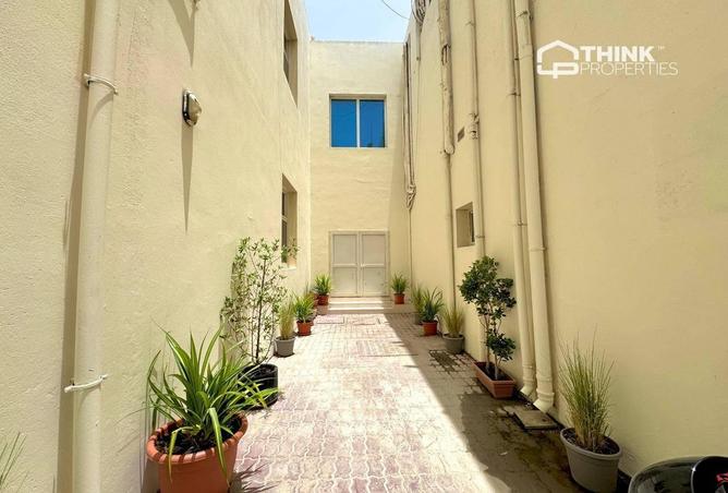 98697829 - Property Image 3