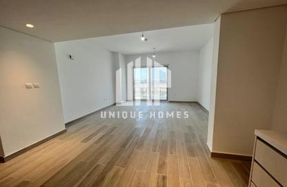 Apartment - 1 Bedroom - 2 Bathrooms for rent in Waters Edge - Yas Island - Abu Dhabi Apartment - 1 Bedroom - 2 Bathrooms for rent in Waters Edge - Yas Island - Abu Dhabi