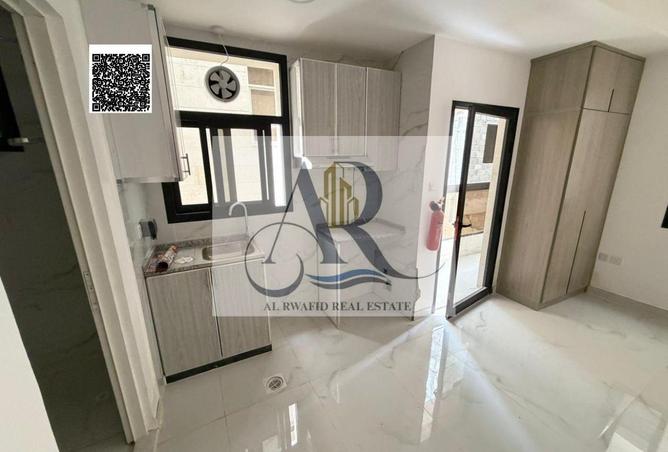 76004105 - Property Image 3