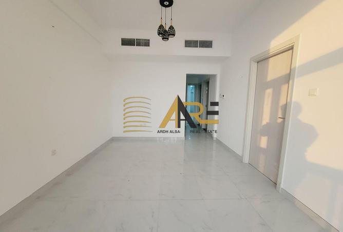 90492106 - Property Image 3