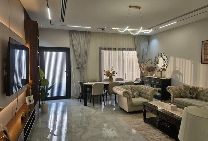 100824083 - Property Image 3