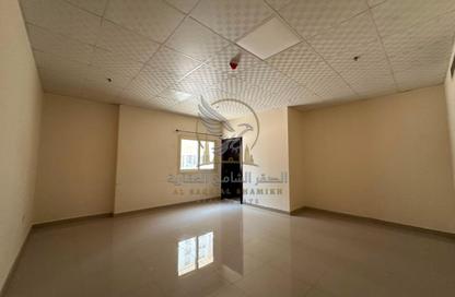 Apartment - Studio - 1 Bathroom for rent in Al Majaz 3 - Al Majaz - Sharjah Apartment - Studio - 1 Bathroom for rent in Al Majaz 3 - Al Majaz - Sharjah