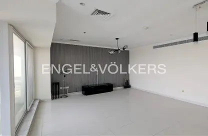 Apartment - 2 Bedrooms - 3 Bathrooms for rent in Al Shera Tower - JLT Cluster E - Jumeirah Lake Towers - Dubai