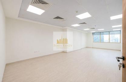 Office Space - Studio - 1 Bathroom for rent in Fortune Executive - JLT Cluster T - Jumeirah Lake Towers - Dubai