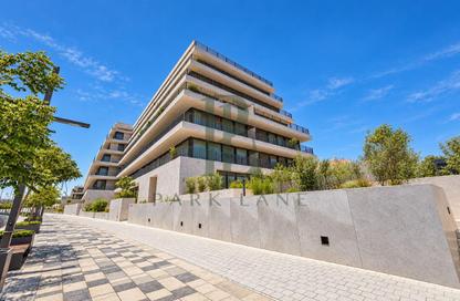 Apartment - 1 - 2 for rent in Eden House The Canal - Jumeirah 2 - Jumeirah - Dubai