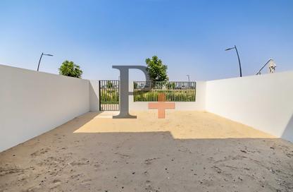 Villa - 3 - 4 for rent in Greenviews 2 - Emaar South - Dubai South (Dubai World Central) - Dubai Villa - 3 - 4 for rent in Greenviews 2 - Emaar South - Dubai South (Dubai World Central) - Dubai