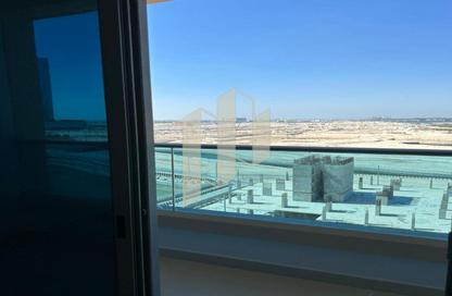 Apartment - Studio - 1 Bathroom for rent in Julphar Residence - Al Reem Island - Abu Dhabi