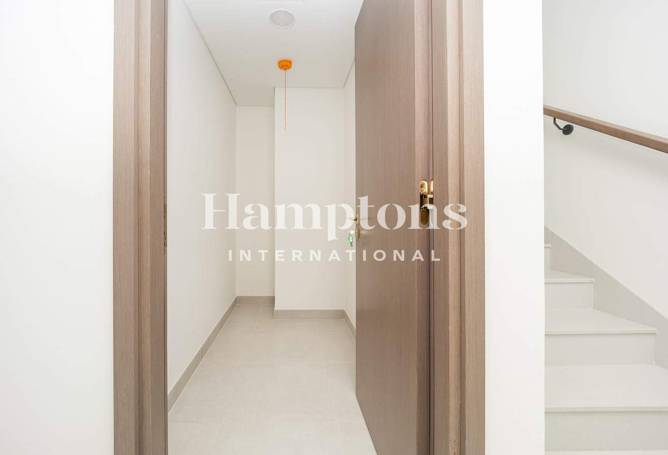 Sikka Backing | Handed Over | Ready to Move photo 10